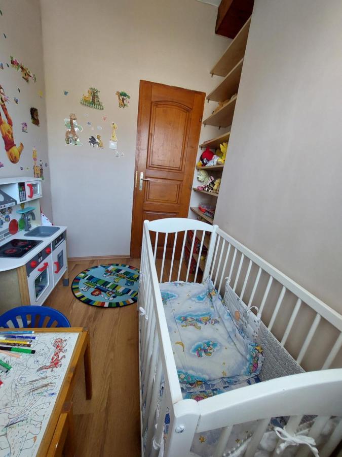 Csaladbarat Vendeglak Szegedi Maganszallashely 9 Fo Reszere, Nagycsaladok Es Barati Tarsasagok Reszere Luaran gambar